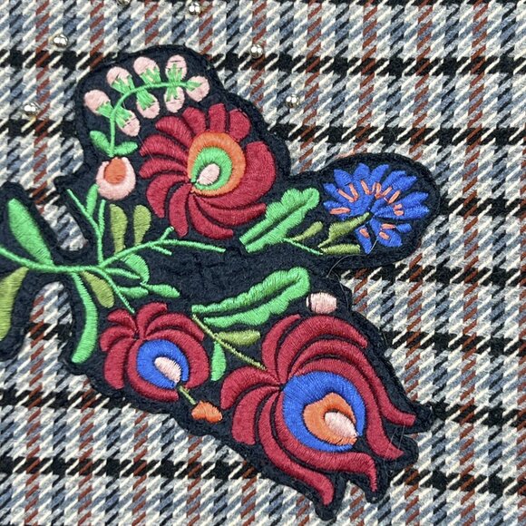 Zara Woman Houndstooth Pencil Mini Embroidered Floral Applique Silver Studs XS - Picture 4 of 6